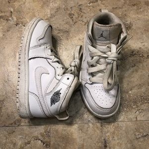 Jordan Retro I White Toddler 11C High Tops